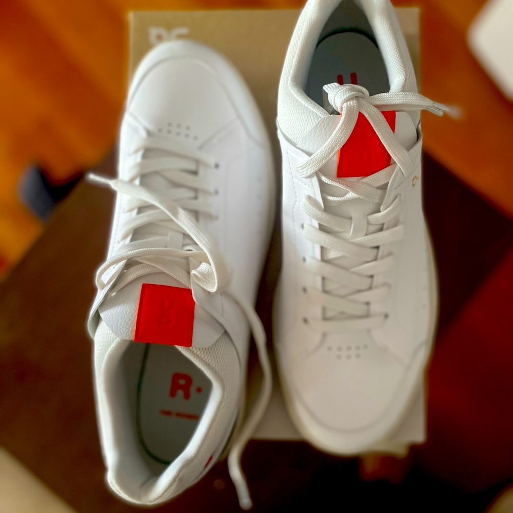 ON-Running THE ROGER Centre Court Tennis Shoe White Flame